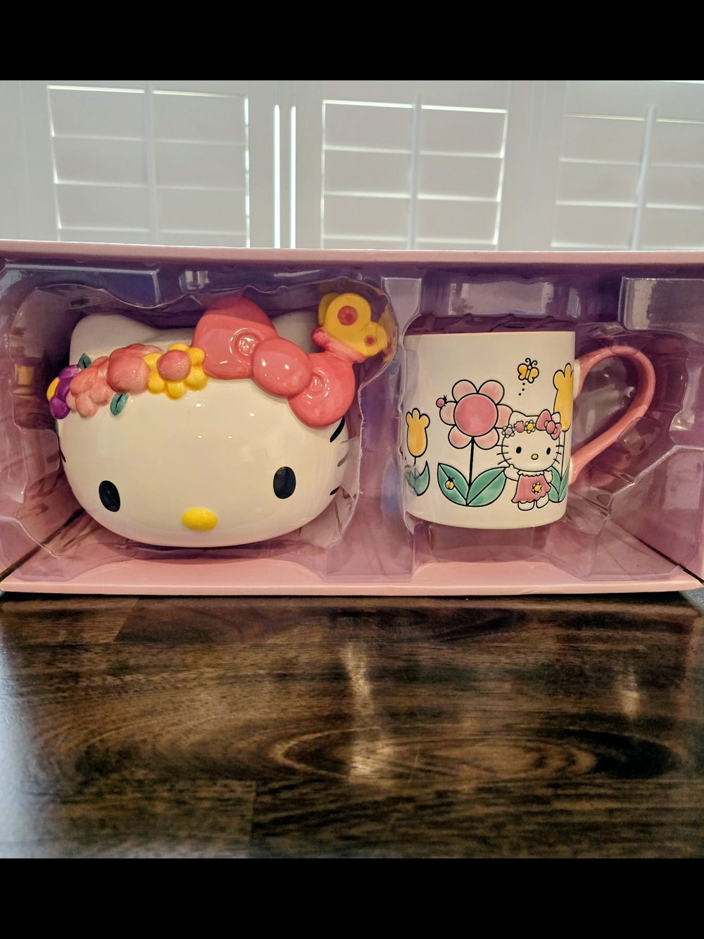 Hello Kitty Flower Bowl & Mug Set - Pink & White